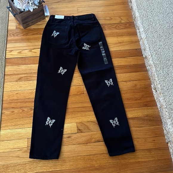 PacSun Size 23 Ultra High Rise Jean With Butterfly Detains NWT 🦋🦋 - Picture 8 of 8